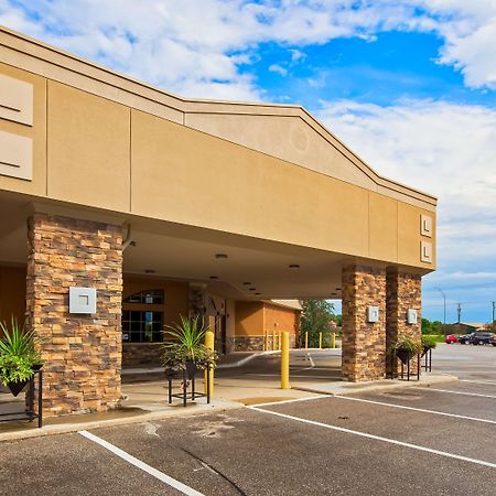 Crossroads Hotel & Event Center Fort Dodge Zewnętrze zdjęcie