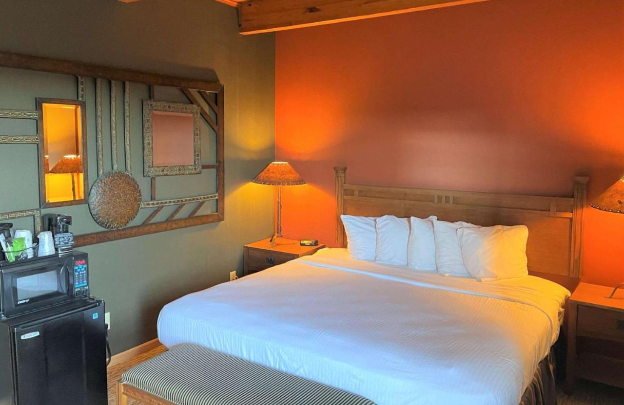 Crossroads Hotel & Event Center Fort Dodge Zewnętrze zdjęcie