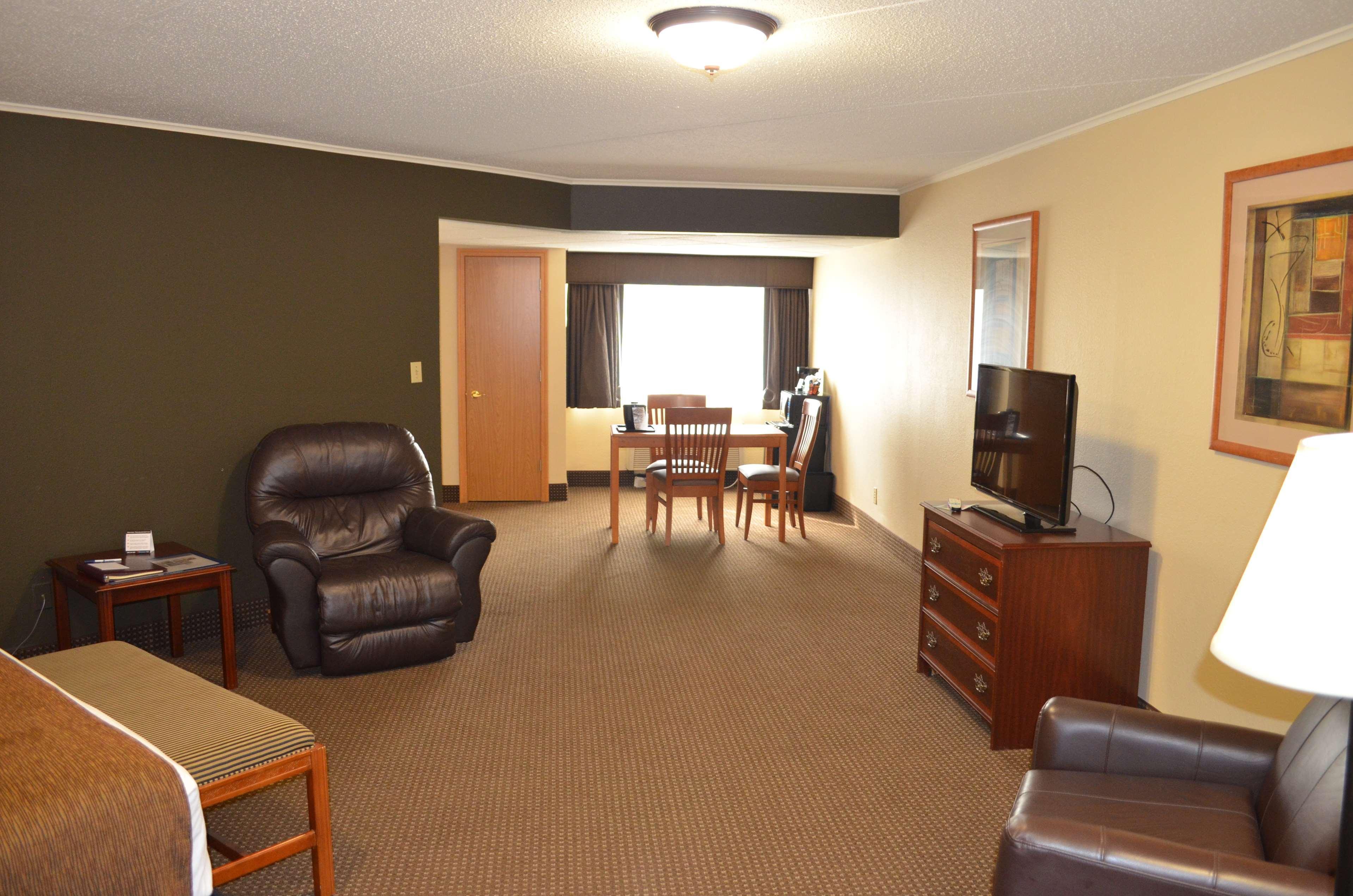 Crossroads Hotel & Event Center Fort Dodge Zewnętrze zdjęcie