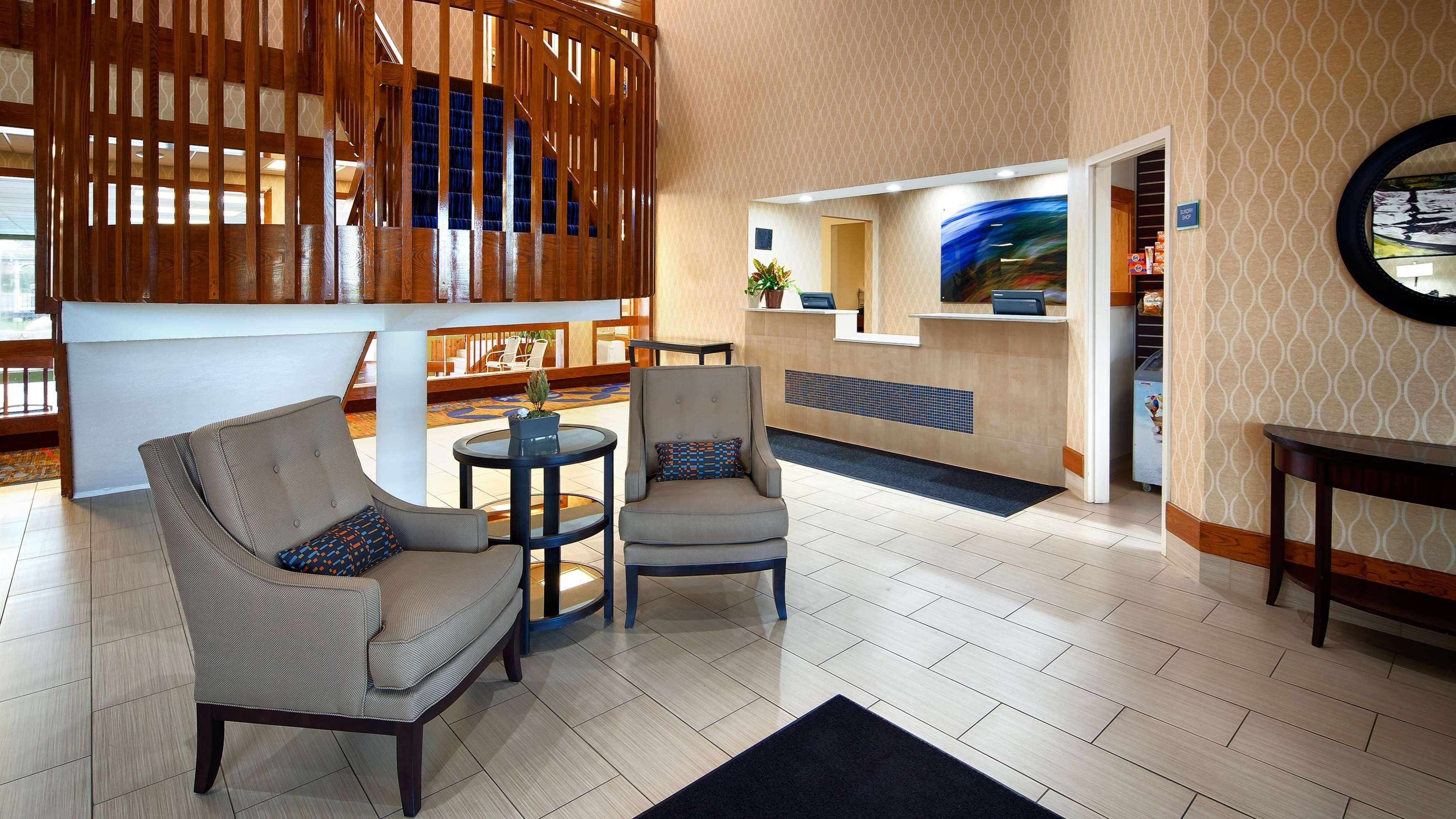 Crossroads Hotel & Event Center Fort Dodge Zewnętrze zdjęcie