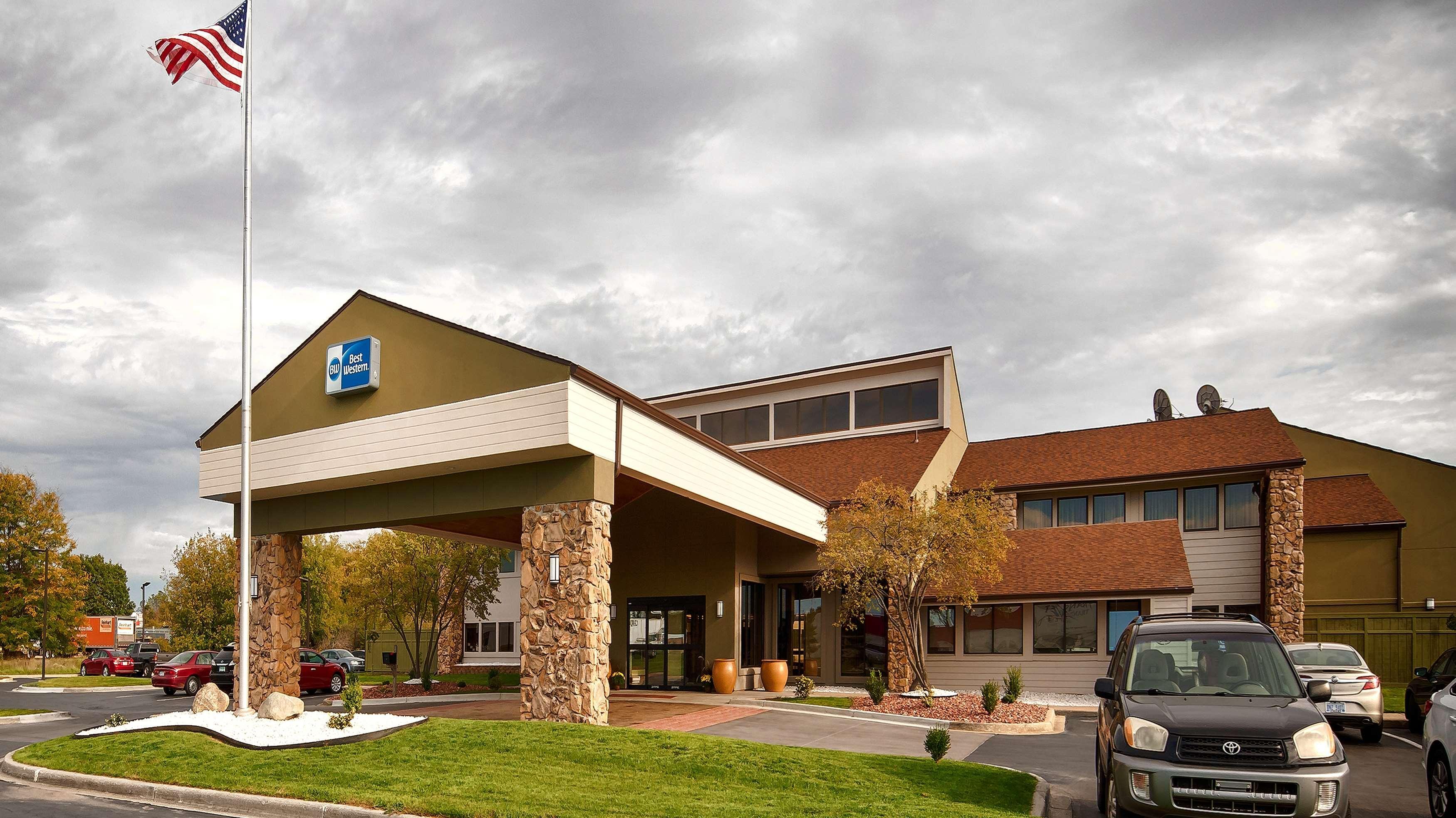 Crossroads Hotel & Event Center Fort Dodge Zewnętrze zdjęcie